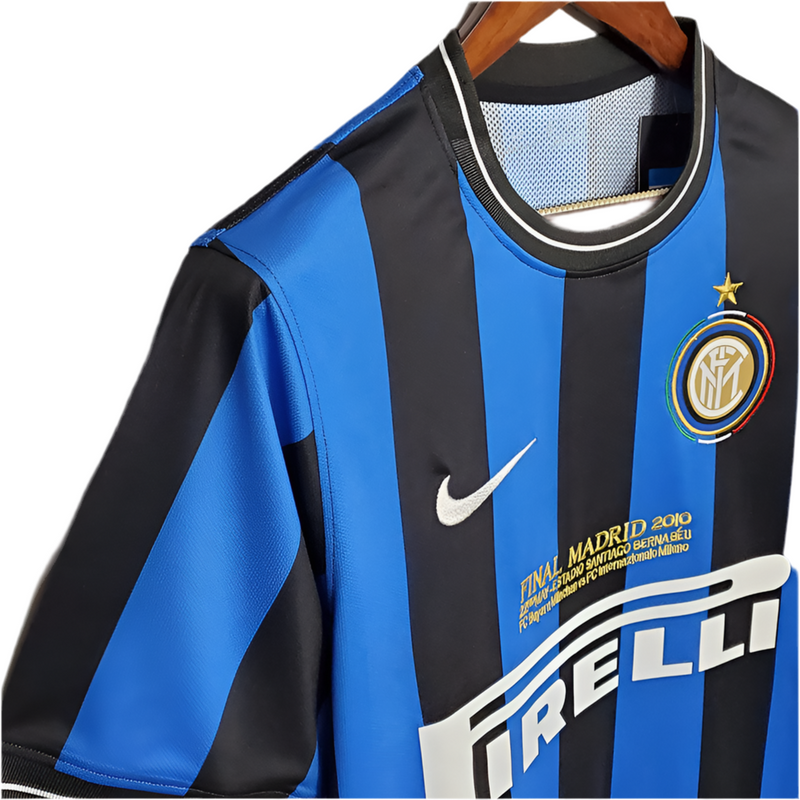 Camisola Inter de Milão Retrô 2010 - Azul e Preta