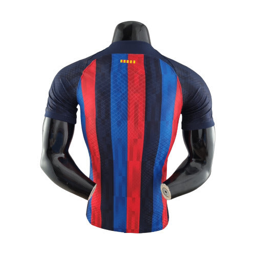 Maillot de joueur Barcelone domicile 22/23 bleu et rouge pour homme