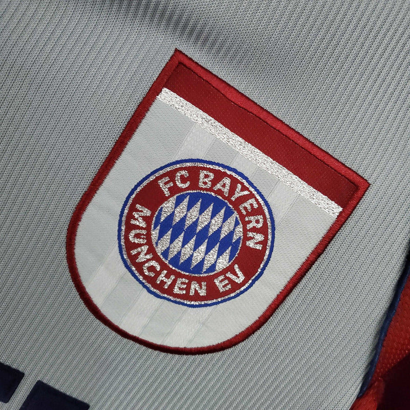 Bayern Munich Retro 1998/1999 Shirt - Red and Grey