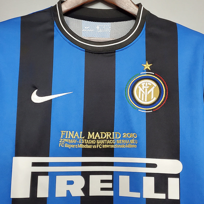 Camisola Inter de Milão Retrô 2010 - Azul e Preta