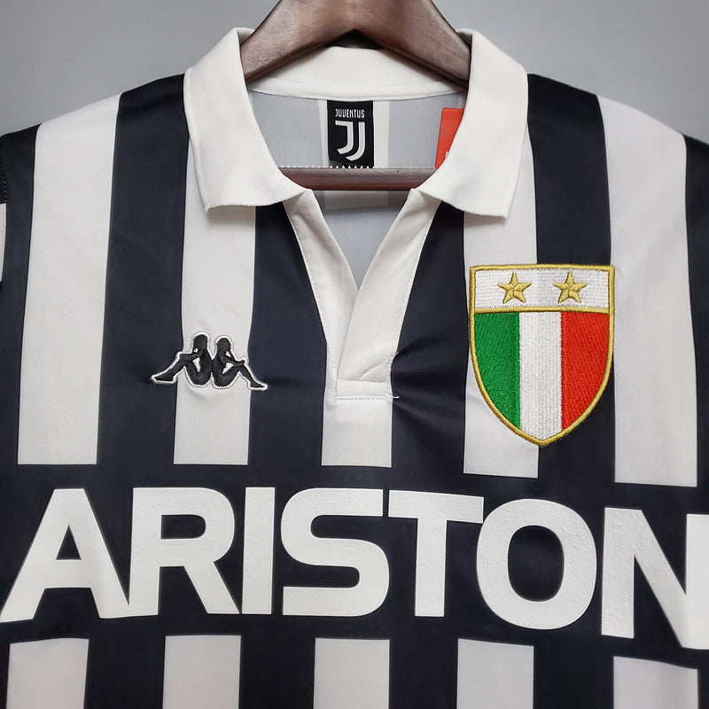 Juventus Retro 1984/1985 Jersey - Black and White