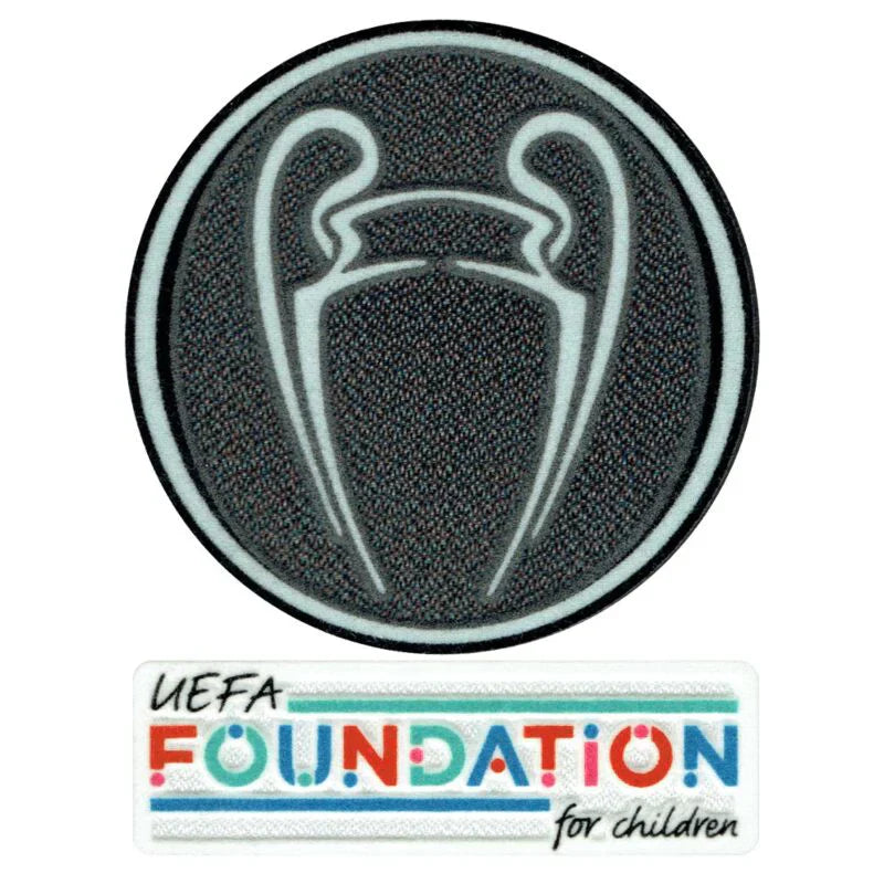 Écusson Trophée des Champions de l'UCL + Ensemble d'écussons de la Fondation UEFA - 2021/2022